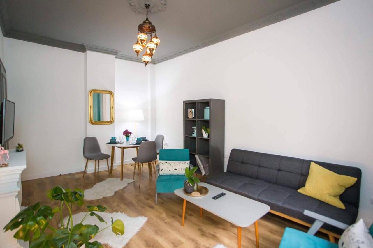 Flamingos Apartment ★ Free Parking ★ City Center ★ Novi Sad Exteriér fotografie